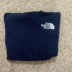 northface sweatshirt